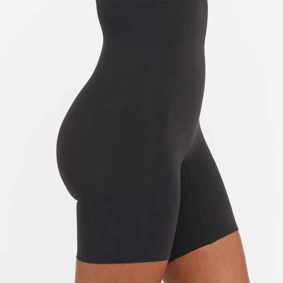 NWT Spanx High Waisted Higher Power Power Shorts/Small/ Black - Picture 4 of 7
